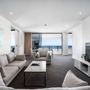 Two-Bedroom Apartment Water View